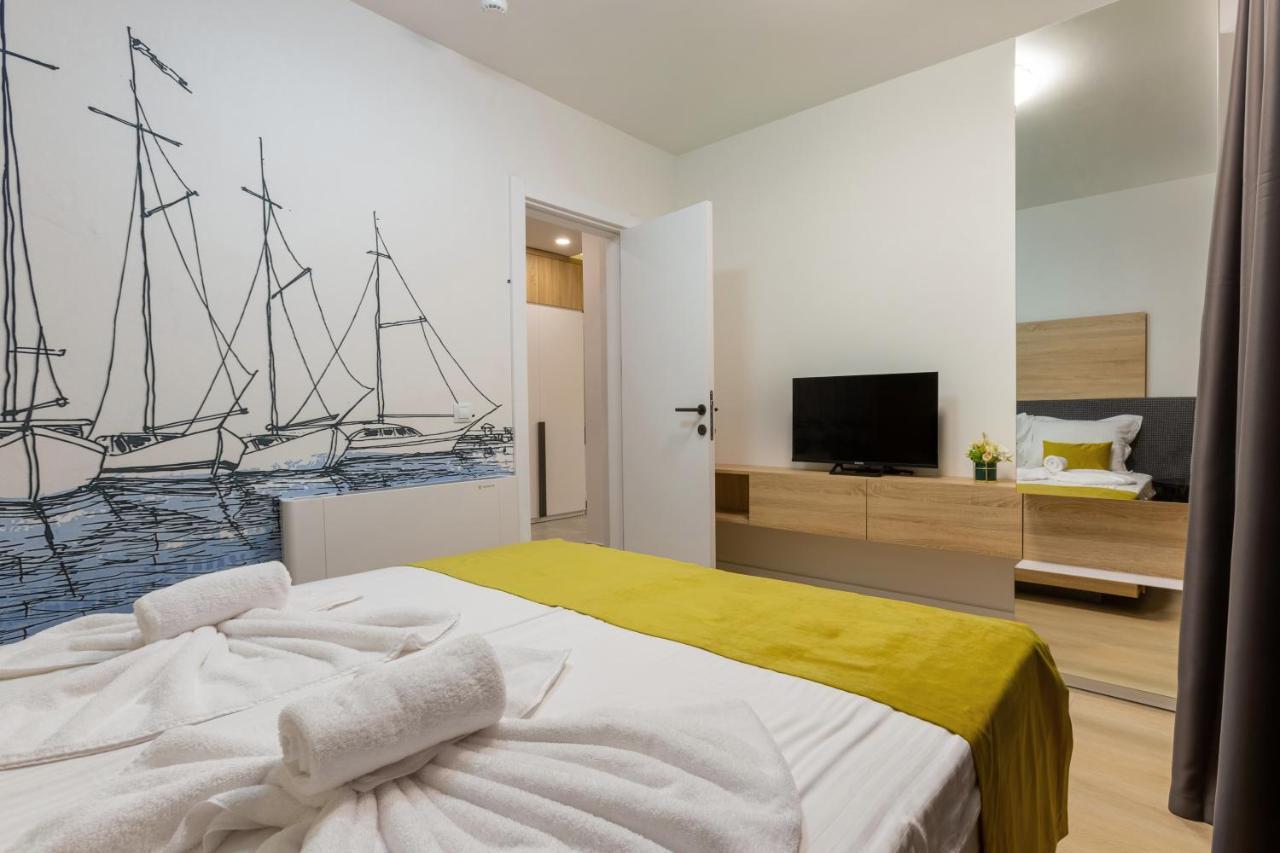 Inter Holiday Apartments Поморие Экстерьер фото